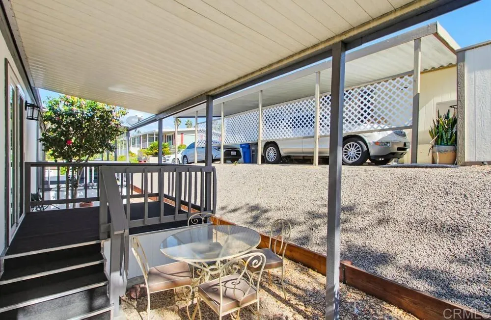 https://cdn.realtyfeed.com/cdn/127/306649968/ac184e403b9f4da1d1179a4e828030ef.webp