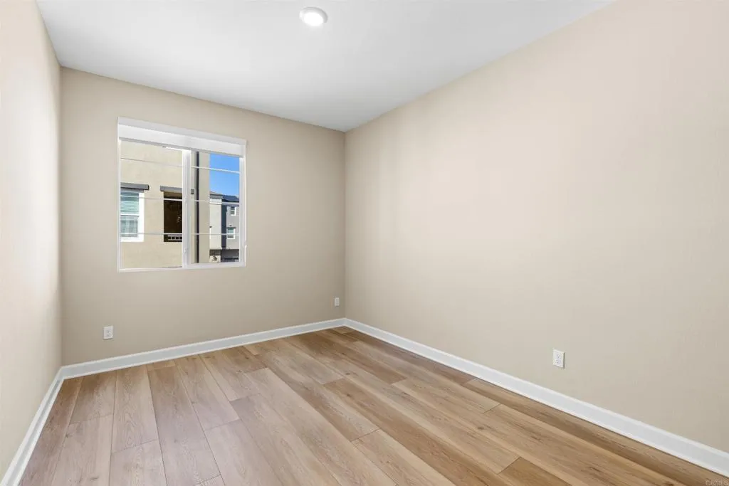 Photo #16: NDP2601728 Listing: Photo #16