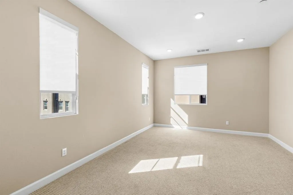 Photo #14: NDP2601728 Listing: Photo #14