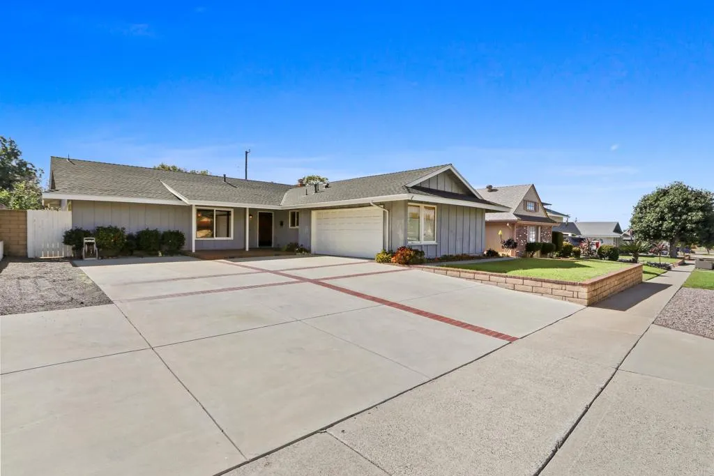 24842 Calle El Toro Grande, Lake Forest, CA 92630 - Photo 4 of 35, Lake Forest, CA