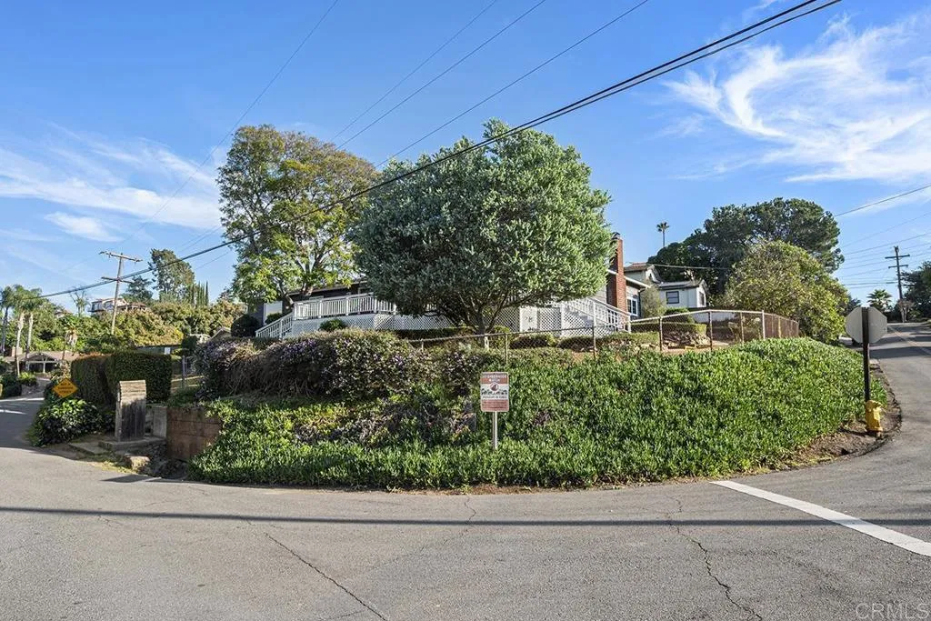 https://cdn.realtyfeed.com/cdn/127/306650032/07726ab7885809e6bb72a0062e4a65b7.webp