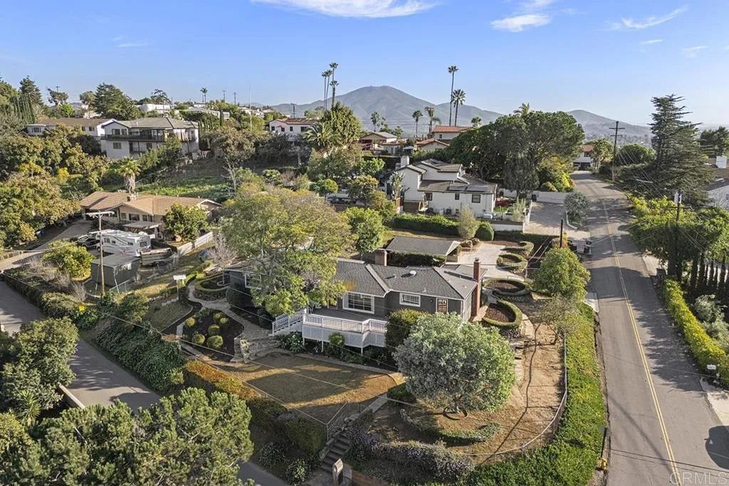 https://cdn.realtyfeed.com/cdn/127/306650032/213a1bdaa316815d843b95c8f897e606.webp