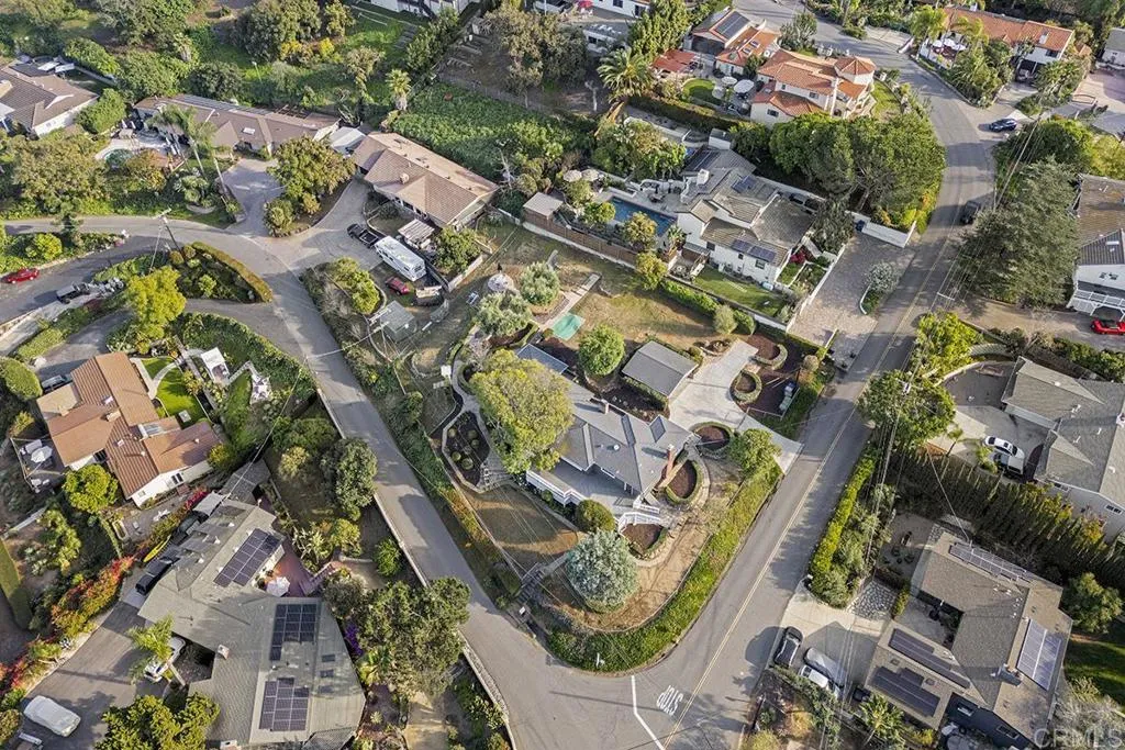 https://cdn.realtyfeed.com/cdn/127/306650032/94d5997fd0de30a3678a929037ca6644.webp