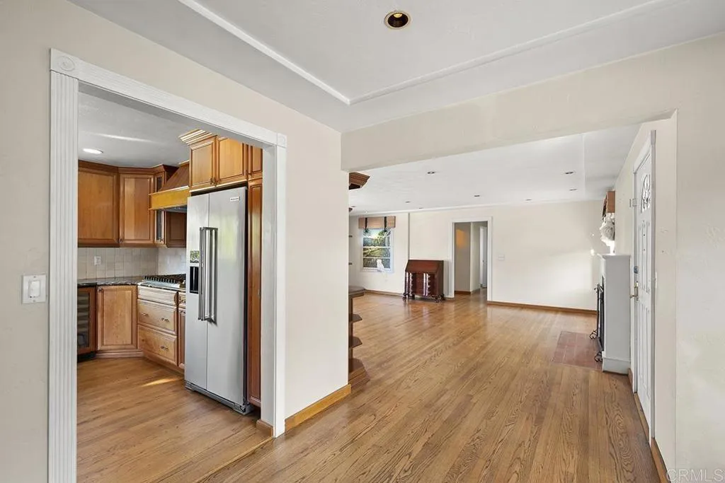 https://cdn.realtyfeed.com/cdn/127/306650032/b15b6255ef200934cef2949ceaaf32f7.webp