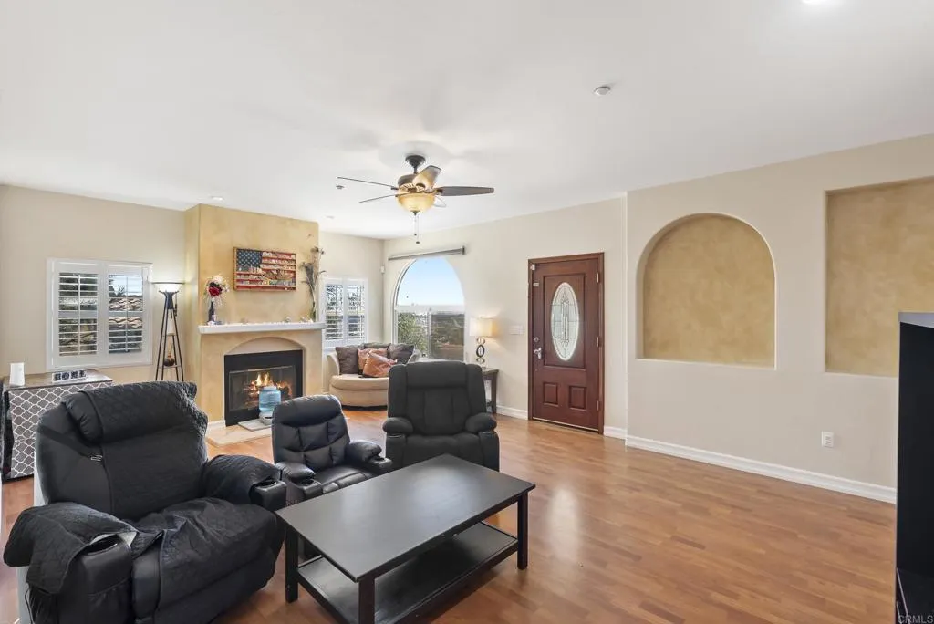 https://cdn.realtyfeed.com/cdn/127/306650044/ac768167512a36cf0f363371a34efa94.webp