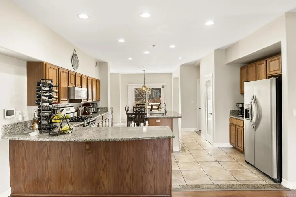 https://cdn.realtyfeed.com/cdn/127/306650044/b0b98f53ba8cab6521289337bdeda51f.webp