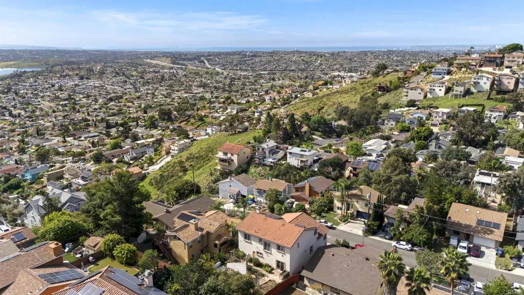 https://cdn.realtyfeed.com/cdn/127/306650044/cb92a716b3d88051bedcac9db709964d.webp