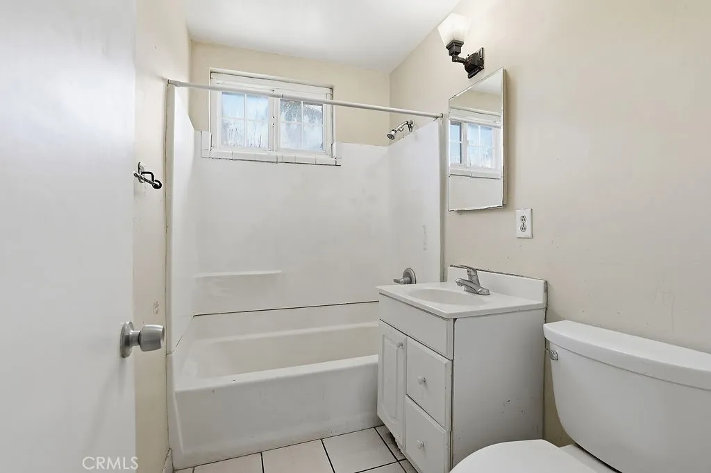 726 Weelo Drive, Costa Mesa, CA 92627 - Photo 4 of 41, Costa Mesa, CA
