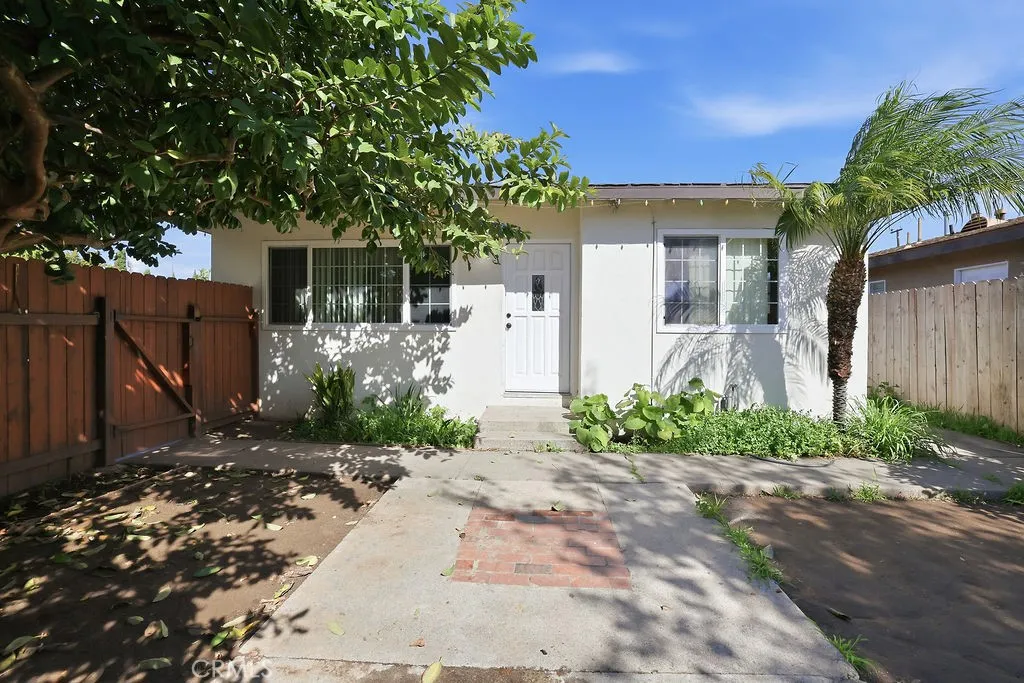 726 Weelo Drive, Costa Mesa, CA 92627 - Main photo, Costa Mesa, CA