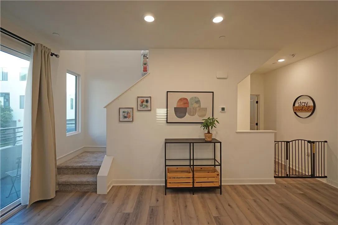 Photo #9: TR26035780 Listing: Photo #9