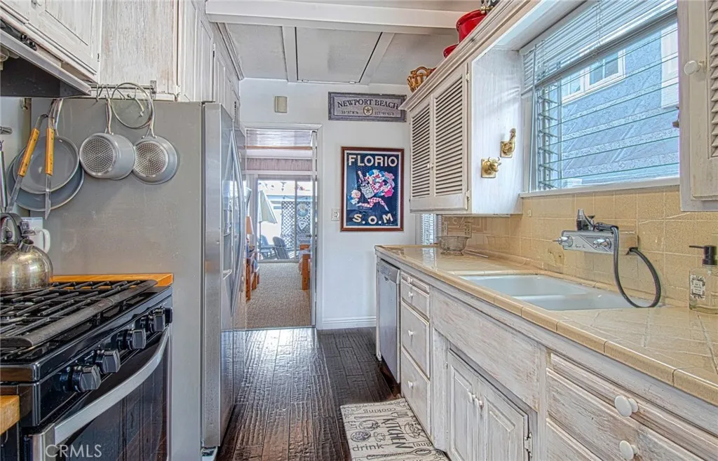 209 Agate, Newport Beach, CA, 92662