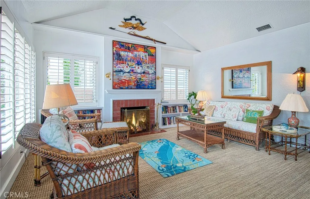 209 Agate, Newport Beach, CA, 92662