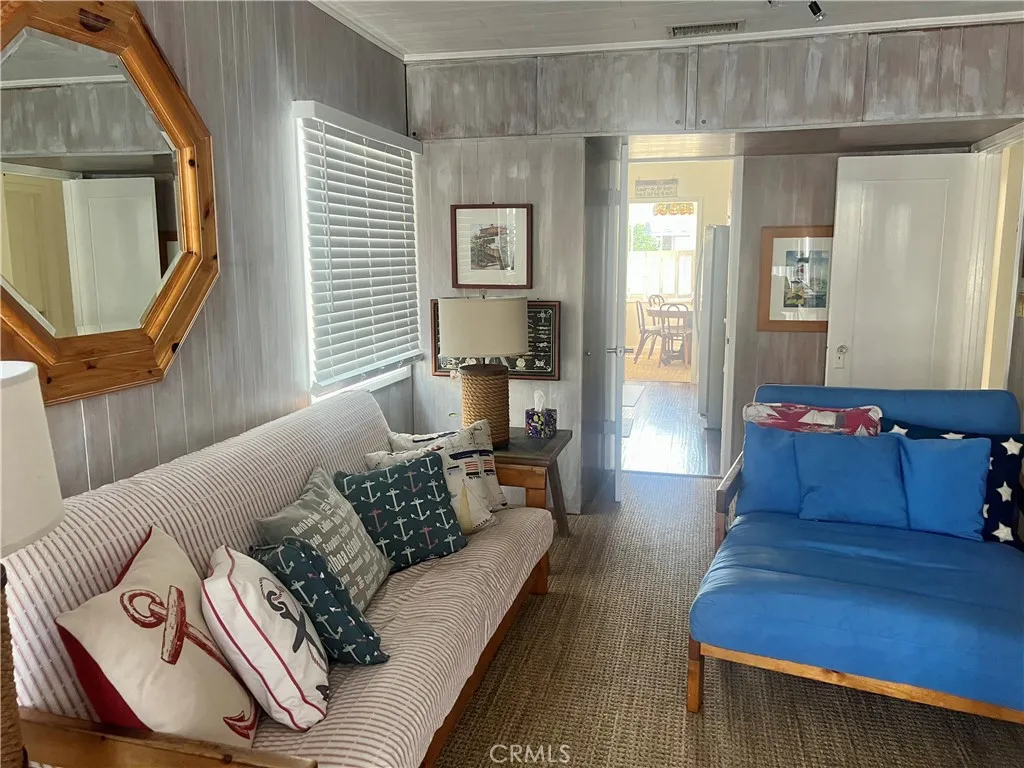 209 Agate, Newport Beach, CA, 92662