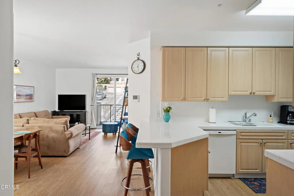 436 Poli Street Unit 308, Ventura, CA 93001 - Photo 5 of 32, Ventura, CA
