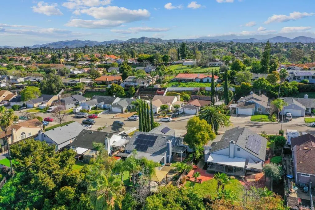 https://cdn.realtyfeed.com/cdn/127/306650100/c08b7ed5fc7dd779c2c685c214113539.webp