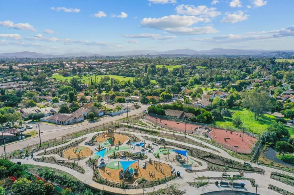 https://cdn.realtyfeed.com/cdn/127/306650100/c106f44977721f575069443f3b2946ee.webp