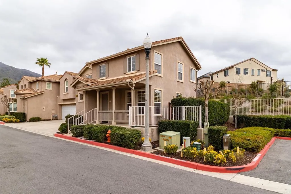 7283 Isabella Villa Court, Highland, CA 92346 - Photo 4 of 55, Highland, CA