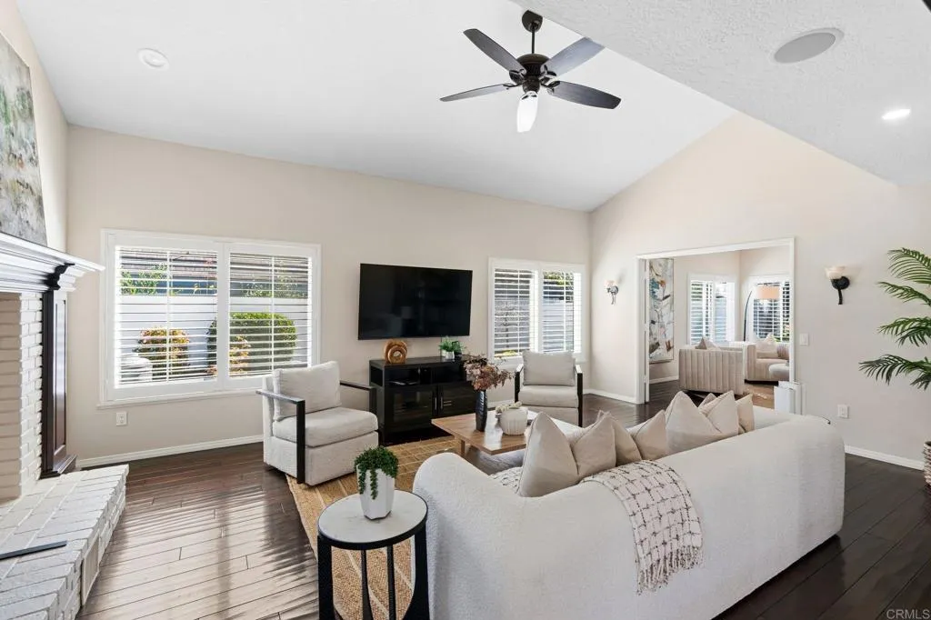 https://cdn.realtyfeed.com/cdn/127/306650161/a9af50215741d0cc1b1a5050dae08e7d.webp
