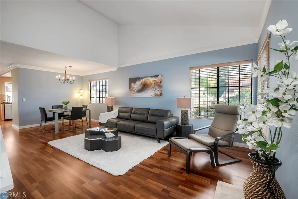 https://cdn.realtyfeed.com/cdn/127/306650166/3cc747c11e93c0c83ee5b84c62c78f63.webp