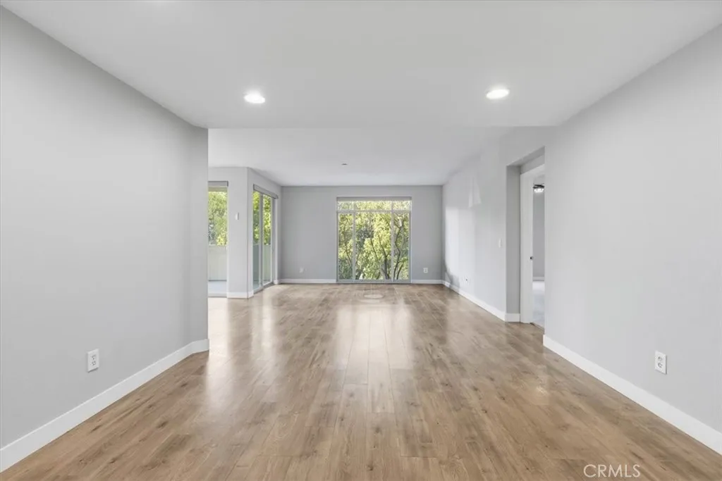 Photo #4: SW26039502 Listing: Photo #4