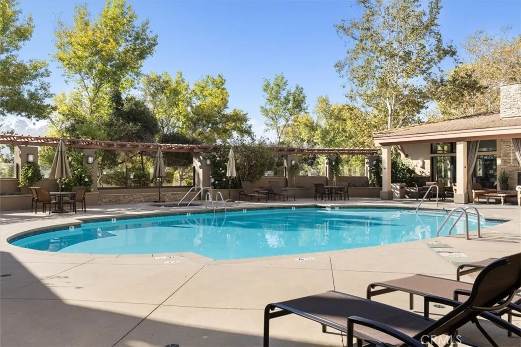 https://cdn.realtyfeed.com/cdn/127/306650191/b66253a8940c6fb4403c831c98b61a2e.webp