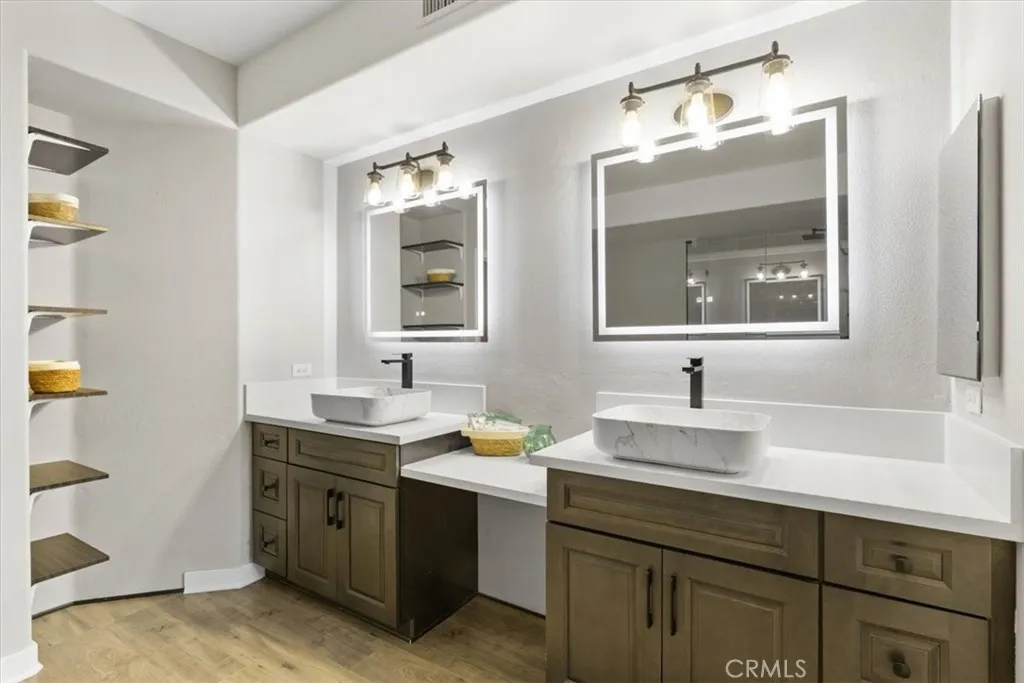 Photo #14: SW26039502 Listing: Photo #14