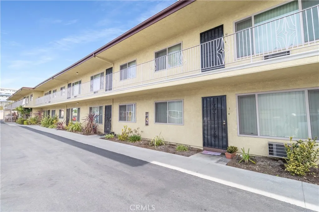 9559 Flower Street, Bellflower, CA 90706 - Photo 3 of 4, Bellflower, CA