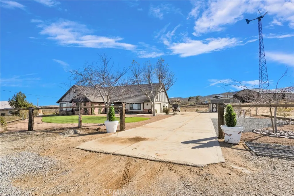 5205 Snow Line, Phelan, CA 92371 - Photo 2 of 68, Phelan, CA