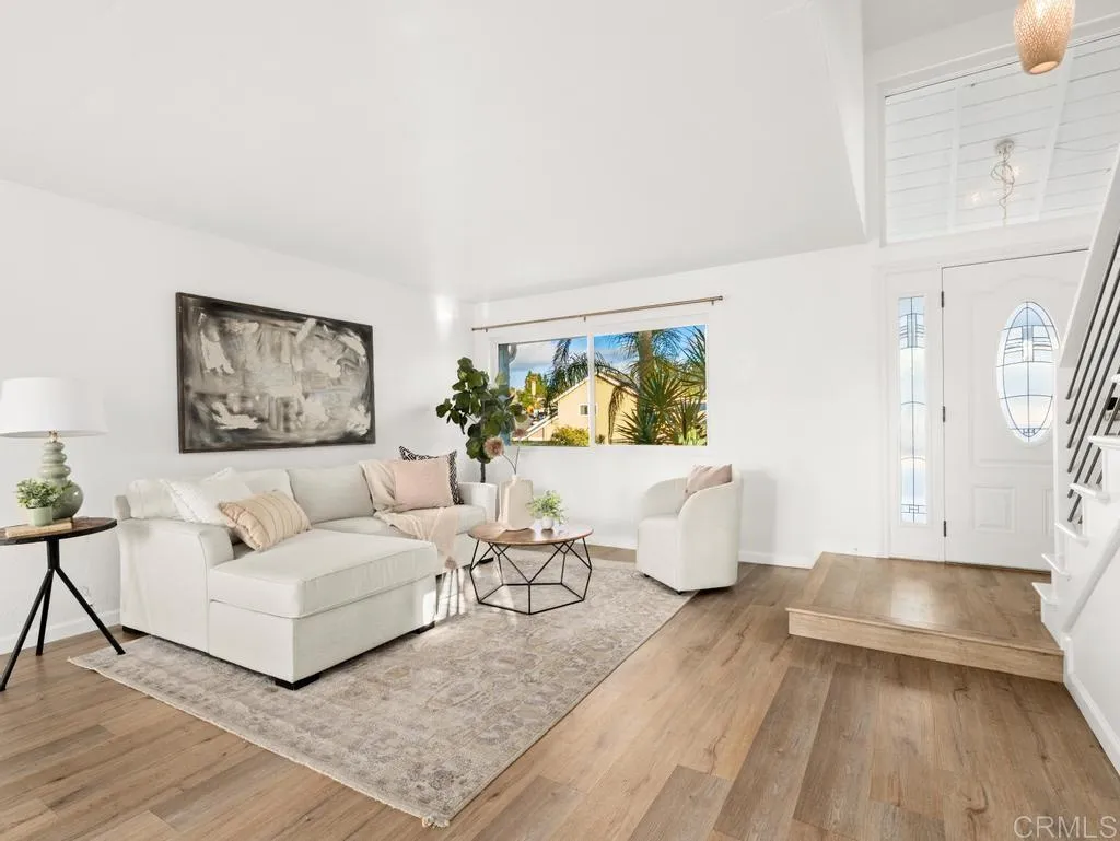 https://cdn.realtyfeed.com/cdn/127/306650252/4797e9f8352a8c67d18f38d6b7782176.webp