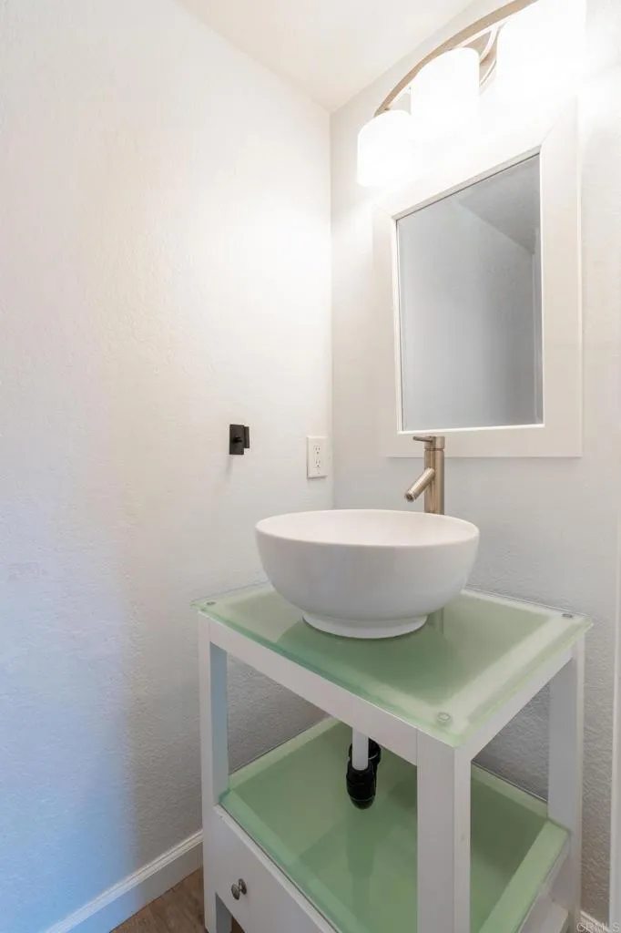 https://cdn.realtyfeed.com/cdn/127/306650252/bee39603de59ec68172b66295fcde6df.webp
