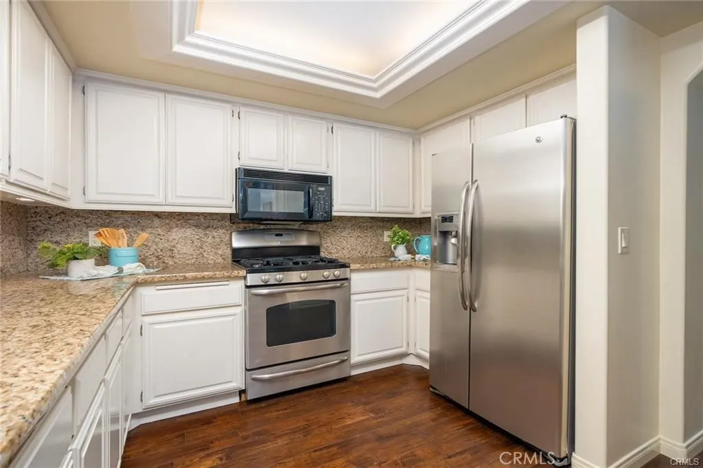 11 Lafayette Court, Manhattan Beach, CA 90266 - Photo 5 of 21, Manhattan Beach, CA
