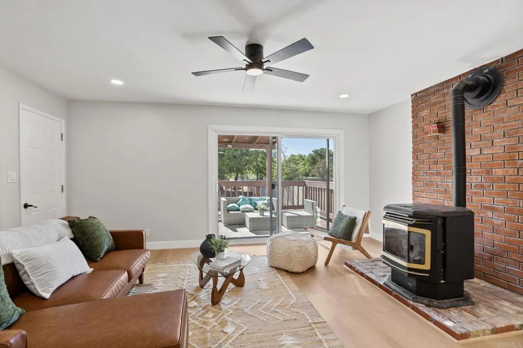 https://cdn.realtyfeed.com/cdn/127/306650297/b3e003682837a0a6338511437042e60a.webp