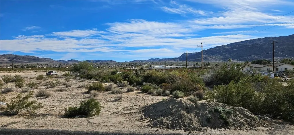 800 Utah Trl., 29 Palms, CA 92277 - Photo 5 of 11, 29 Palms, CA