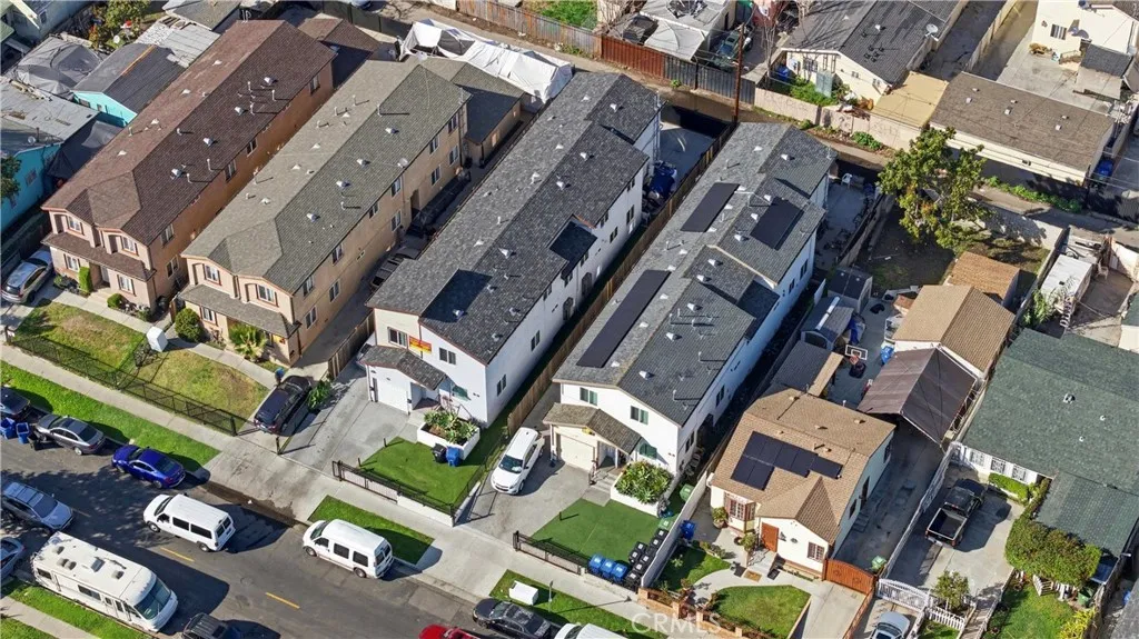 341 E 104th Street, Los Angeles, CA 90003 - Photo 4 of 7, Los Angeles, CA