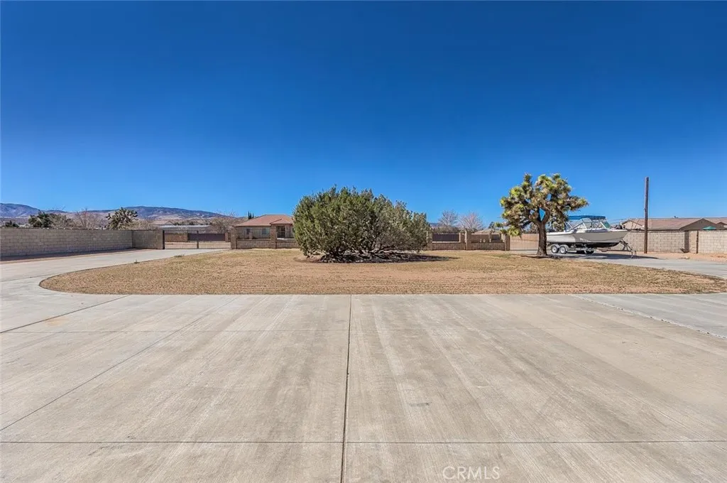 40028 25th West, Palmdale, CA 93551 - Photo 5 of 60, Palmdale, CA