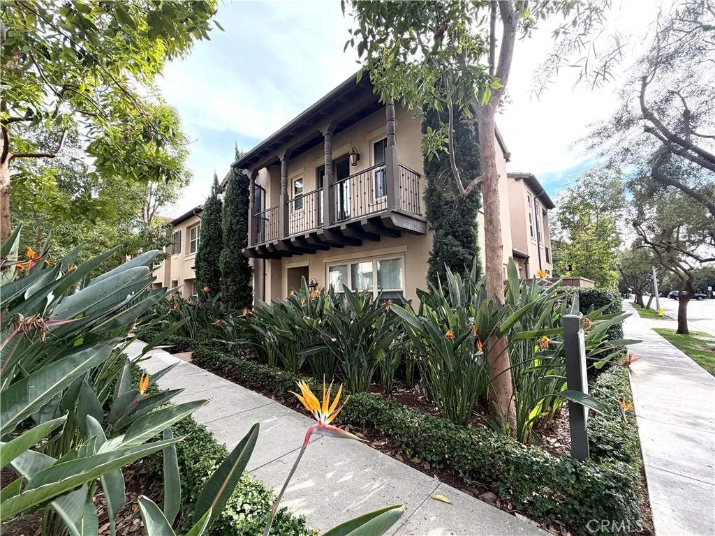 220 Kempton, Irvine, CA 92620 - Photo 2 of 14, Irvine, CA