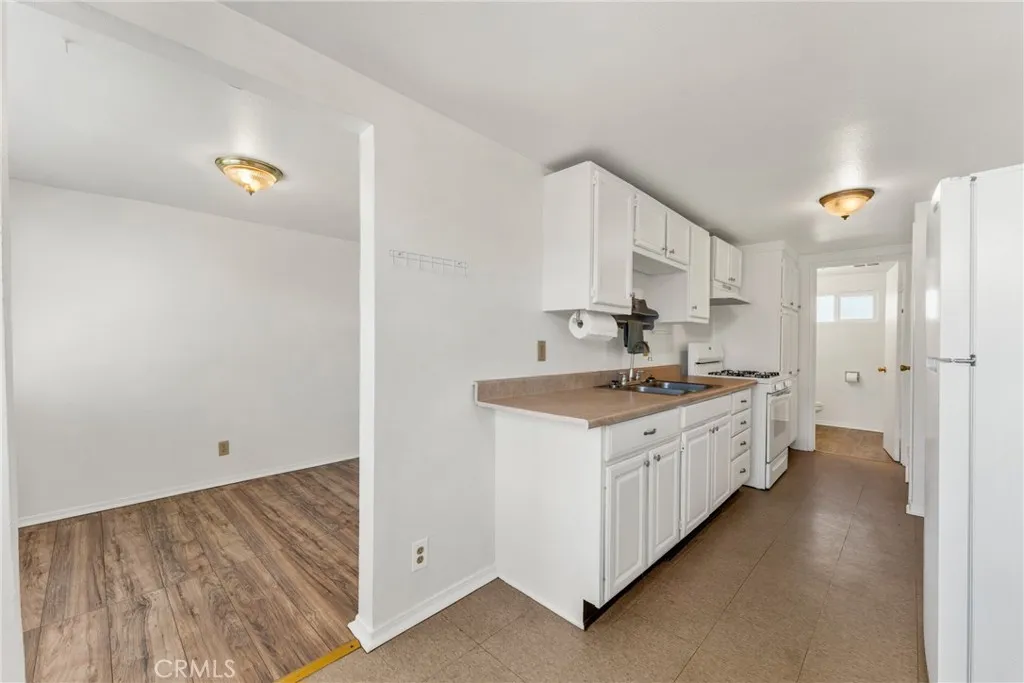 533 Jackson Street, Colton, CA 92334 - Photo 4 of 31, Colton, CA