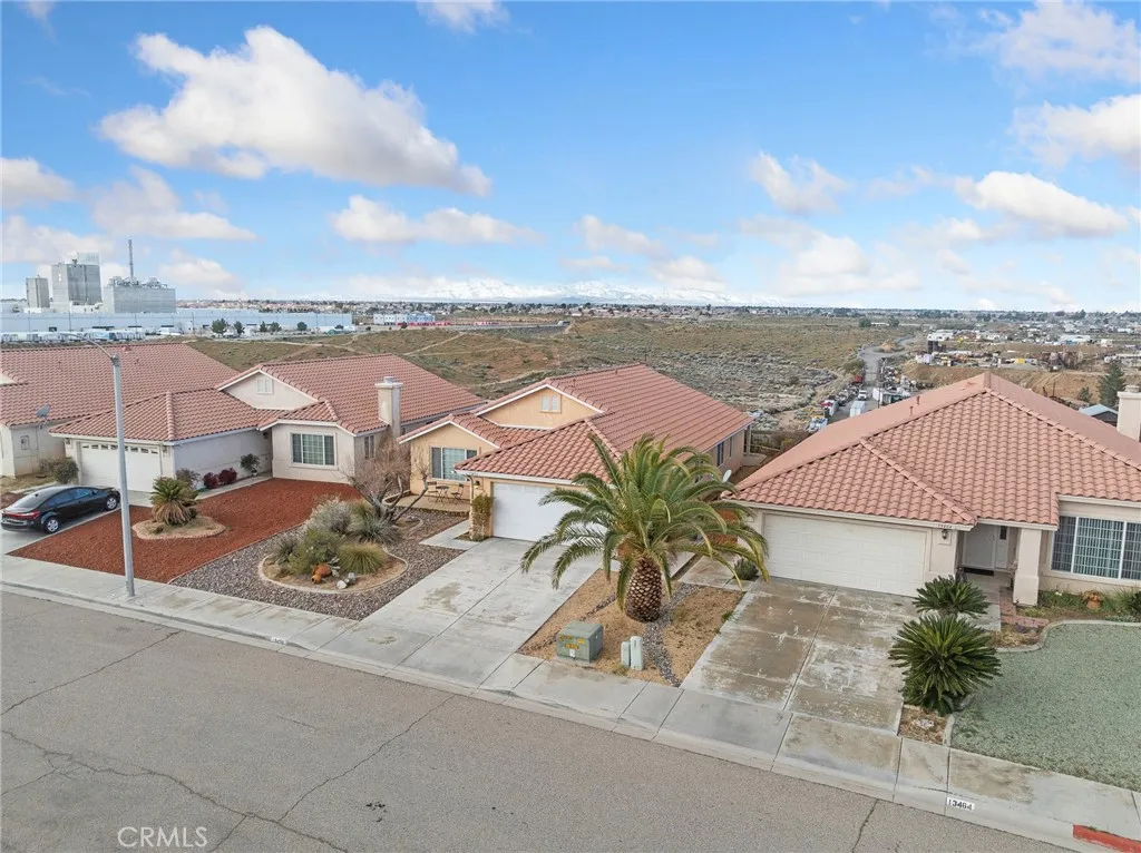 13456 Jubilee Place, Victorville, CA 92395 - Photo 3 of 38, Victorville, CA