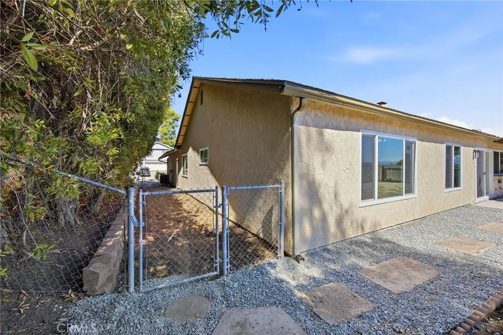 https://cdn.realtyfeed.com/cdn/127/306650525/19ab917c46eeaeec1efc3c47135bce80.webp