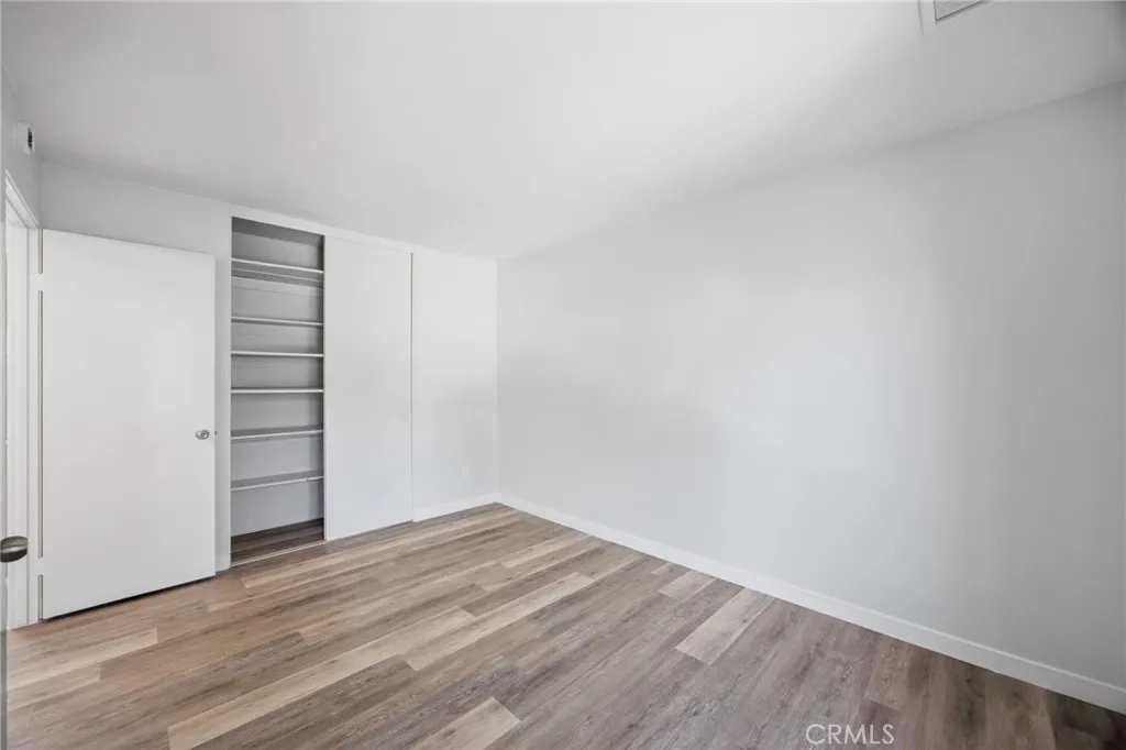 https://cdn.realtyfeed.com/cdn/127/306650525/40e27576ad2b18f593f22b187ddc15f5.webp