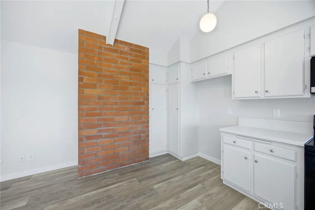 https://cdn.realtyfeed.com/cdn/127/306650525/4ac34eaef6010e5ee5ff8b66785011d6.webp
