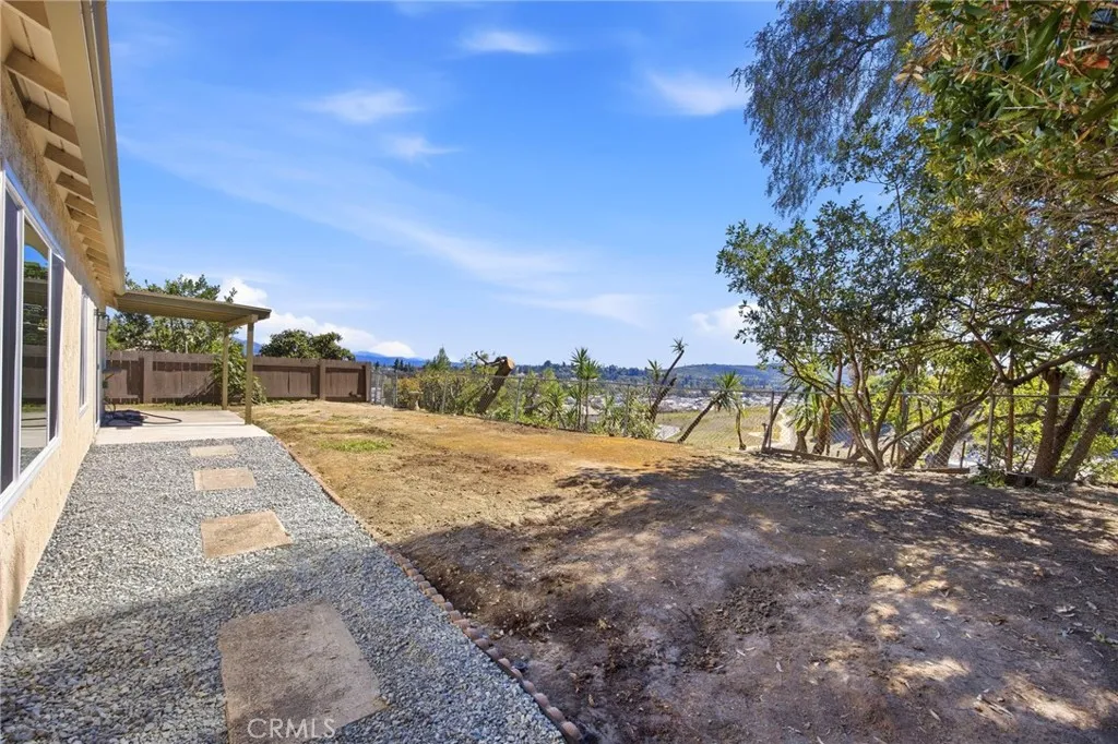 https://cdn.realtyfeed.com/cdn/127/306650525/6ef4e58d48c3f8d00131b74093a76fe5.webp