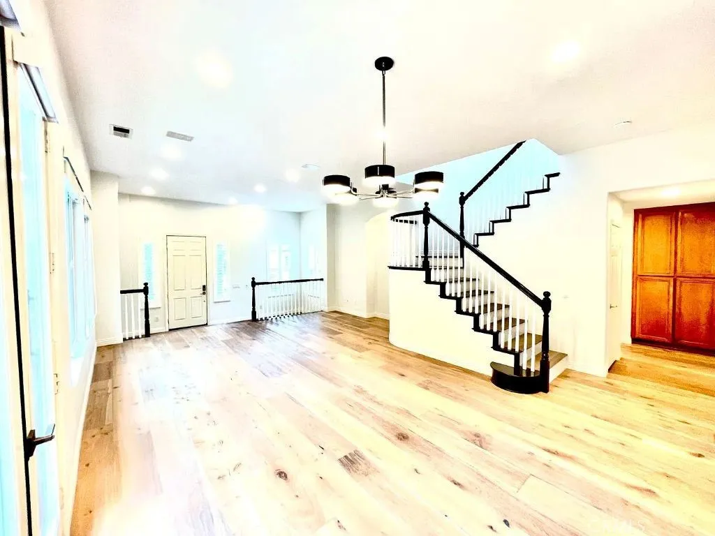 8058 Gilman Ct, La Jolla, CA 92037 - Photo 4 of 28, La Jolla, CA