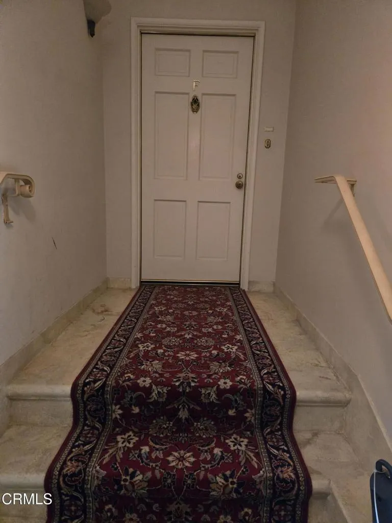 660 S Orange Grove Boulevard Unit F, Pasadena, CA 91105 - Photo 5 of 28, Pasadena, CA