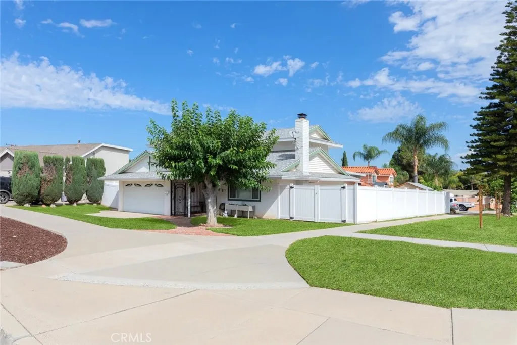 Corona, CA 92879