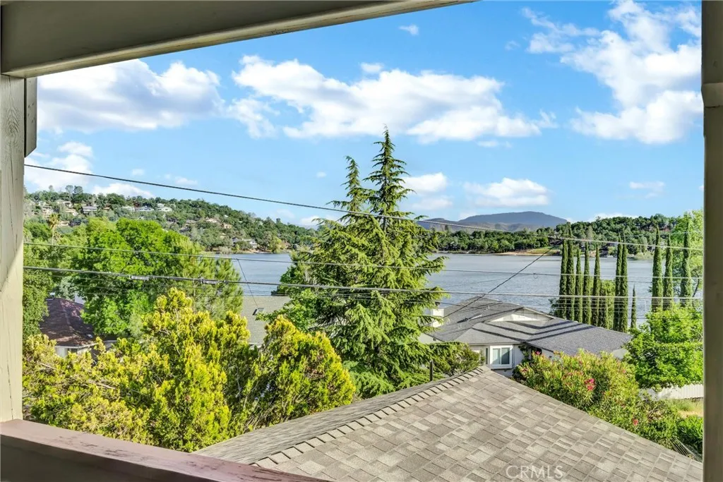 18528 North Shore Drive, Hidden Valley Lake, CA 95467 - Photo 2 of 52, Hidden Valley Lake, CA