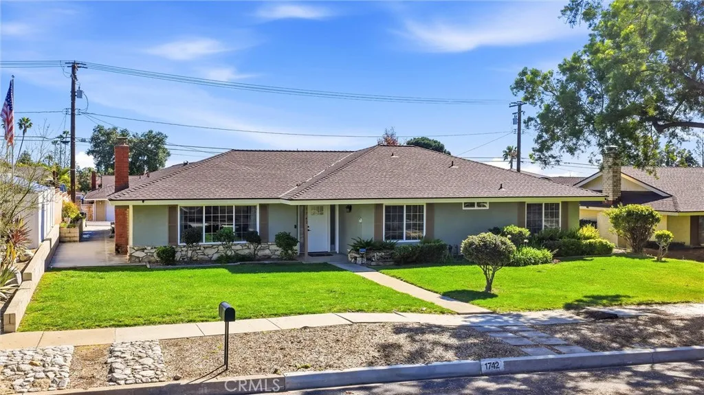 1742 N Albright Avenue, Upland, CA 91784 - Photo 4 of 58, Upland, CA