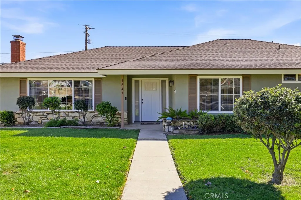 1742 N Albright Avenue, Upland, CA 91784 - Photo 3 of 58, Upland, CA