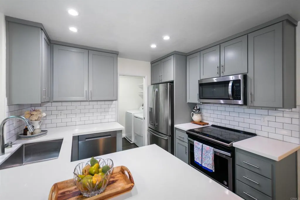 Photo #4: NDP2601749 Listing: Photo #4