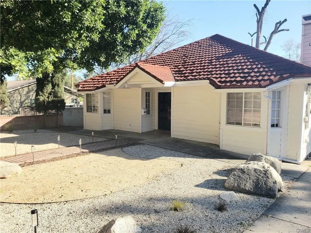 Sierra Madre, CA 91024